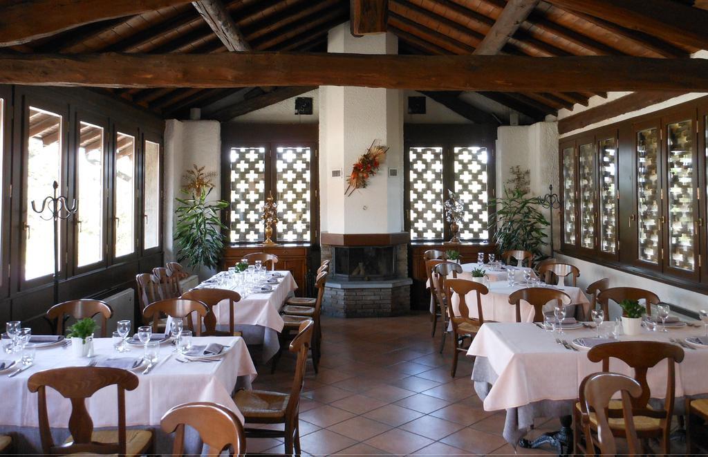 Agriturismo Cassinazza Orsenigo Luaran gambar