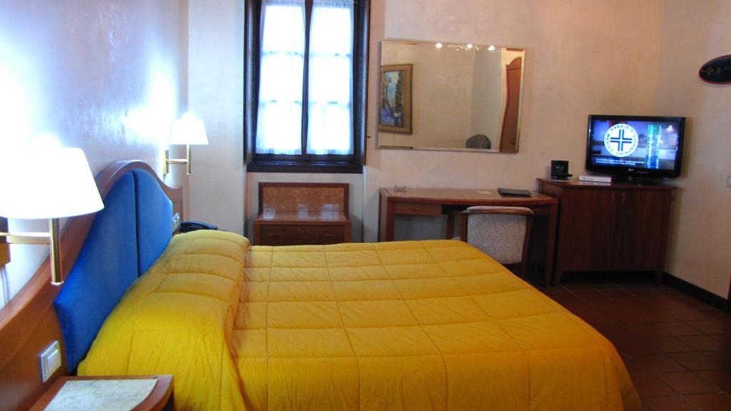 Agriturismo Cassinazza Orsenigo Bilik gambar