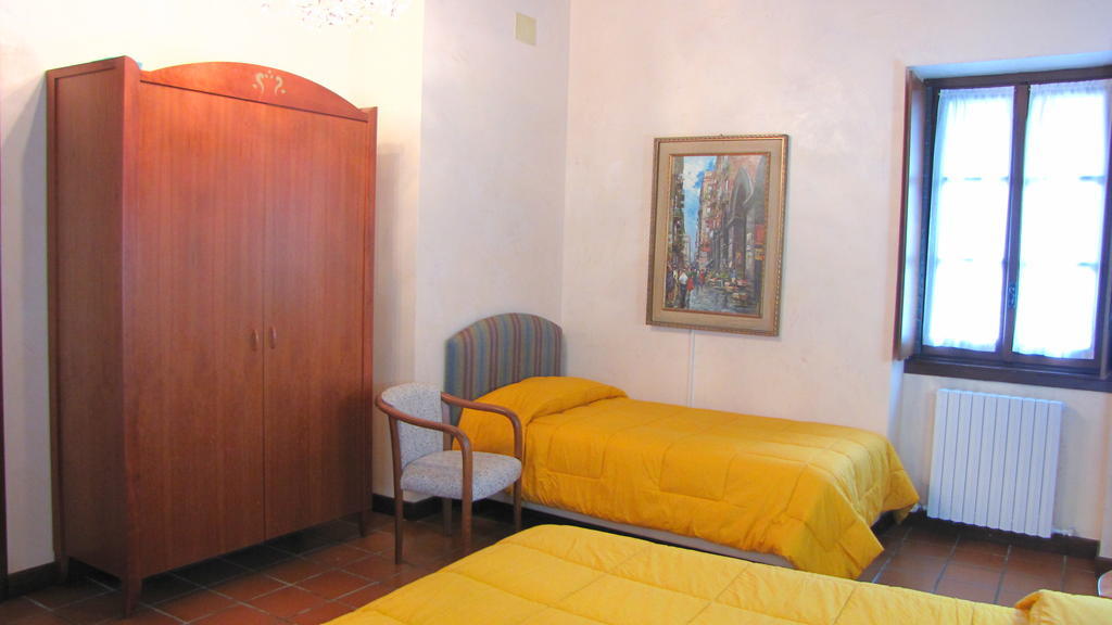 Agriturismo Cassinazza Orsenigo Luaran gambar